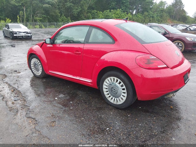 2015 Volkswagen Beetle 1.8t მანქანა იყიდება აუქციონზე, vin: 3VWJ17AT1FM617428, აუქციონის ნომერი: 44980347