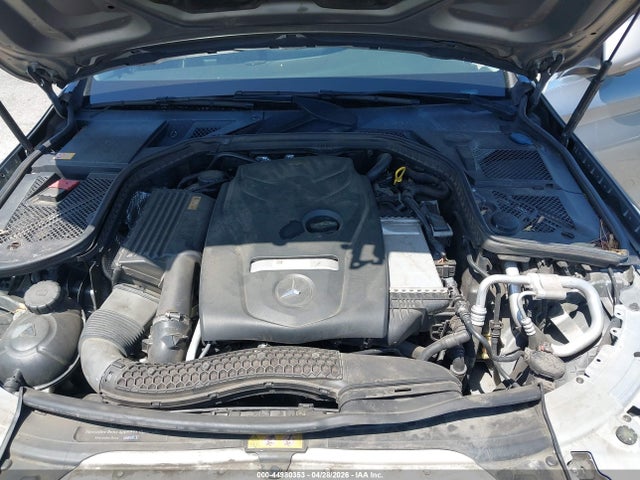44980353 :رقم المزاد ، 55SWF4JBXFU093019 vin ، 2015 Mercedes-benz C 300 مزاد بيع