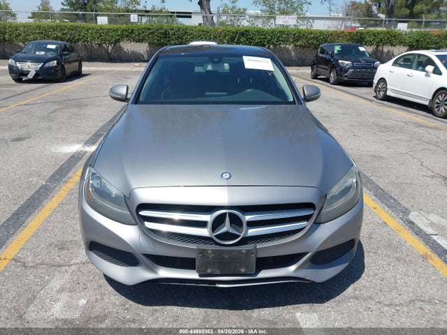 44980353 :رقم المزاد ، 55SWF4JBXFU093019 vin ، 2015 Mercedes-benz C 300 مزاد بيع