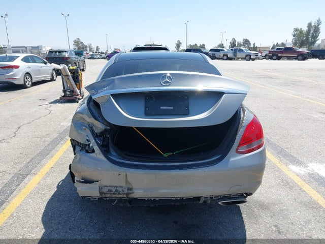 44980353 :رقم المزاد ، 55SWF4JBXFU093019 vin ، 2015 Mercedes-benz C 300 مزاد بيع