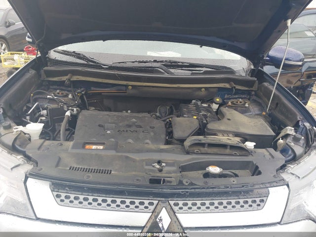 2020 Mitsubishi Outlander Es 2.4 S-awc/le 2.4 S-awc/se 2.4 S-awc/sel 2.4 S-awc/sp 2.4 S-awc მანქანა იყიდება აუქციონზე, vin: JA4AZ3A36LZ042834, აუქციონის ნომერი: 44980355