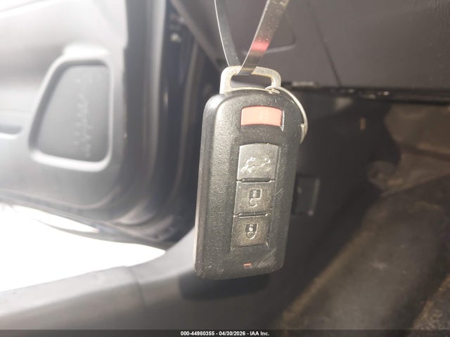 2020 Mitsubishi Outlander Es 2.4 S-awc/le 2.4 S-awc/se 2.4 S-awc/sel 2.4 S-awc/sp 2.4 S-awc მანქანა იყიდება აუქციონზე, vin: JA4AZ3A36LZ042834, აუქციონის ნომერი: 44980355