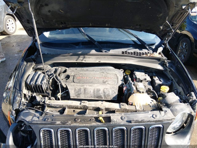 44980358 :رقم المزاد ، ZACCJABB8HPG31227 vin ، 2017 Jeep Renegade Latitude Fwd مزاد بيع