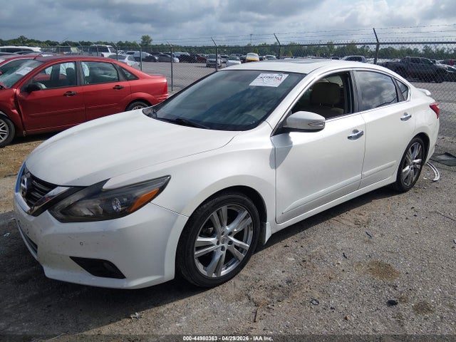2017 Nissan Altima 3.5 Sl მანქანა იყიდება აუქციონზე, vin: 1N4BL3AP5HC129400, აუქციონის ნომერი: 44980363