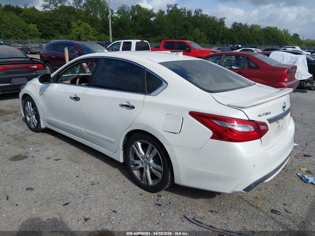 2017 Nissan Altima 3.5 Sl მანქანა იყიდება აუქციონზე, vin: 1N4BL3AP5HC129400, აუქციონის ნომერი: 44980363