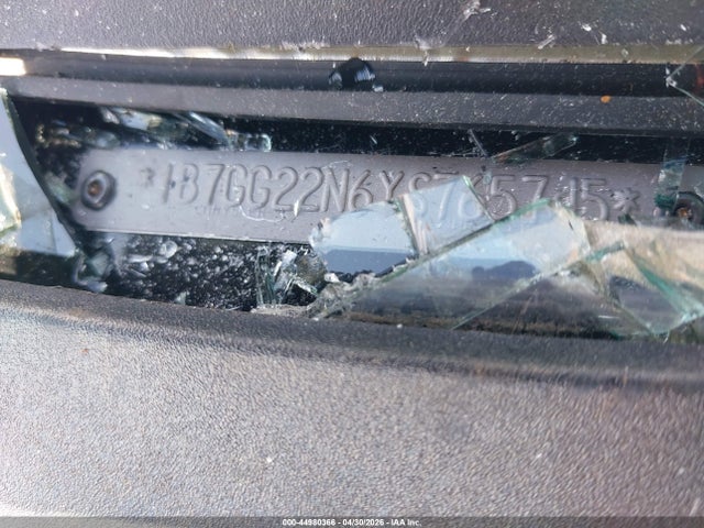 44980366 :رقم المزاد ، 1B7GG22N6YS765745 vin ، 2000 Dodge Dakota Slt/sport مزاد بيع