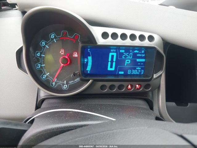 1G1JC5SHXE4155269 Chevrolet Sonic Lt Auto