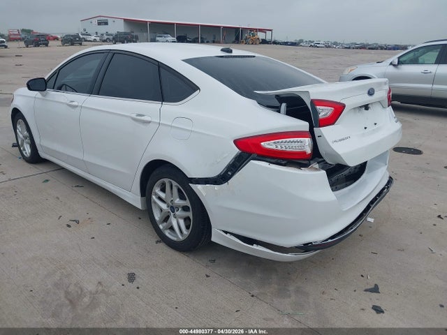 3FA6P0HD4FR182359 Ford FUSION SE