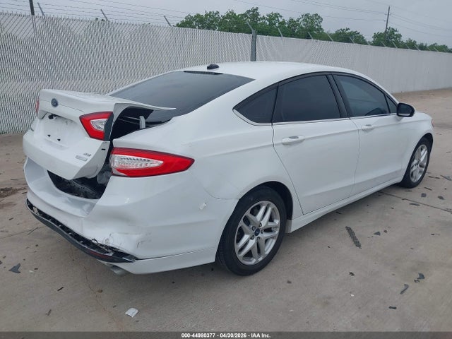 3FA6P0HD4FR182359 Ford FUSION SE