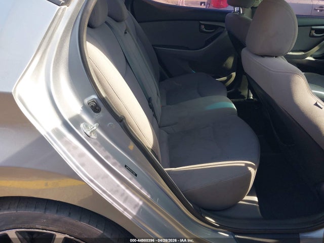 Продаж на аукціоні авто 2016 Hyundai Elantra Se, vin: 5NPDH4AE2GH750251, номер лоту: 44980396