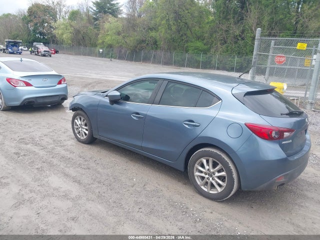 44980431 :رقم المزاد ، 3MZBM1L79FM187074 vin ، 2015 Mazda Mazda3 I Touring مزاد بيع