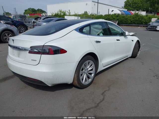 2018 Tesla Model S 100d/75d/p100d მანქანა იყიდება აუქციონზე, vin: 5YJSA1E28JF244326, აუქციონის ნომერი: 44980458