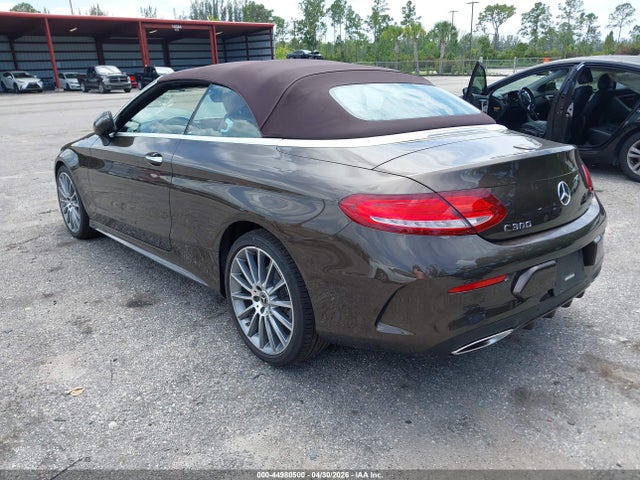 44980500 :رقم المزاد ، WDDWK4JB7HF527799 vin ، 2017 Mercedes-benz C 300 مزاد بيع