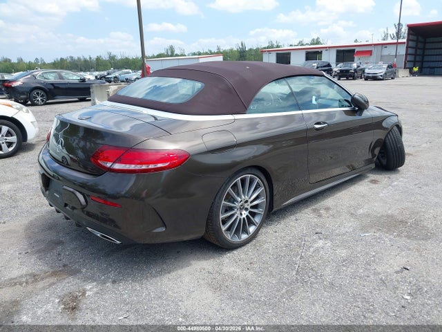 44980500 :رقم المزاد ، WDDWK4JB7HF527799 vin ، 2017 Mercedes-benz C 300 مزاد بيع