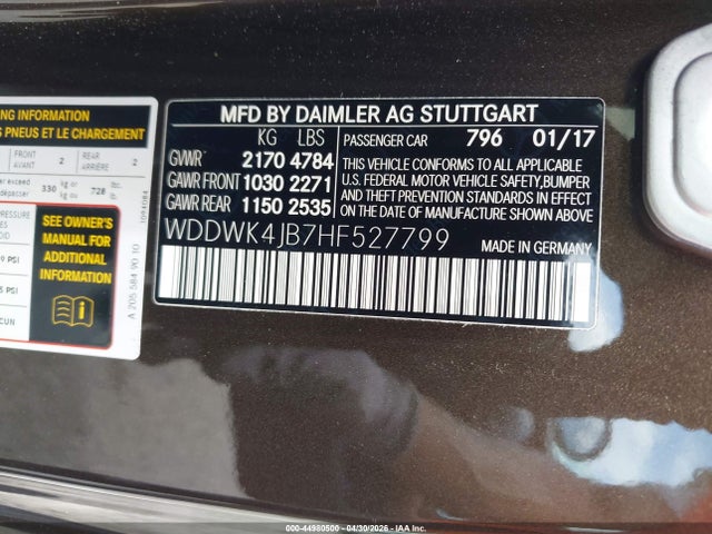 44980500 :رقم المزاد ، WDDWK4JB7HF527799 vin ، 2017 Mercedes-benz C 300 مزاد بيع