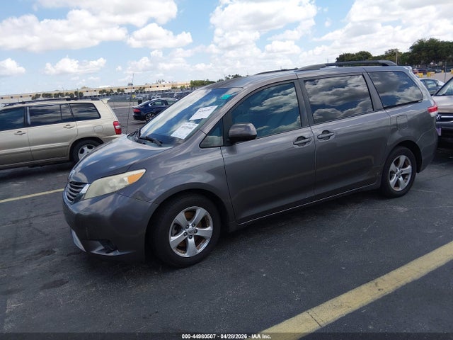 Продаж на аукціоні авто 2013 Toyota Sienna Le V6 8 Passenger, vin: 5TDKK3DC3DS353246, номер лоту: 44980507