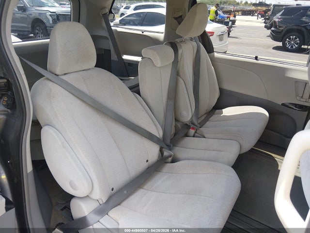 Продаж на аукціоні авто 2013 Toyota Sienna Le V6 8 Passenger, vin: 5TDKK3DC3DS353246, номер лоту: 44980507