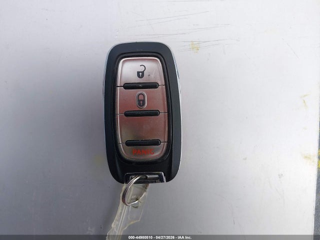 Продажа на аукционе авто 2020 Chrysler Voyager L, vin: 2C4RC1AGXLR264255, номер лота: 44980510