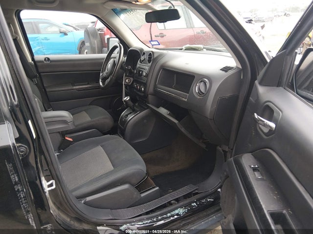 Продажа на аукционе авто 2013 Jeep Patriot Latitude, vin: 1C4NJPFB7DD157530, номер лота: 44980511