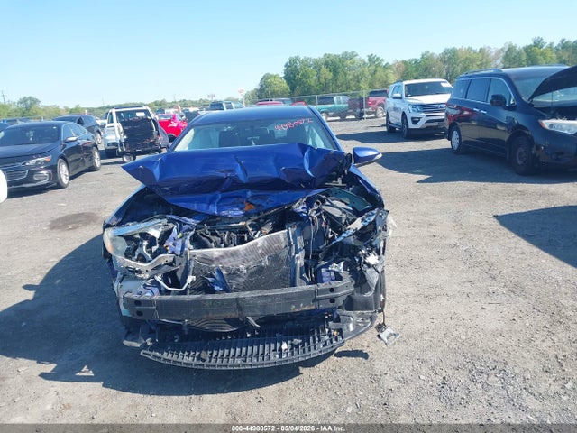 2015 Toyota Corolla S Plus მანქანა იყიდება აუქციონზე, vin: 2T1BURHE1FC357591, აუქციონის ნომერი: 44980572