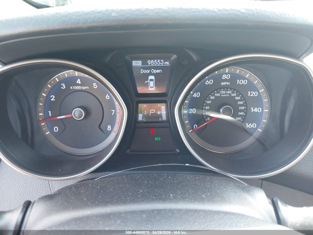 44980578 :رقم المزاد ، KMHD35LE0DU015671 vin ، 2013 Hyundai Elantra Gt مزاد بيع