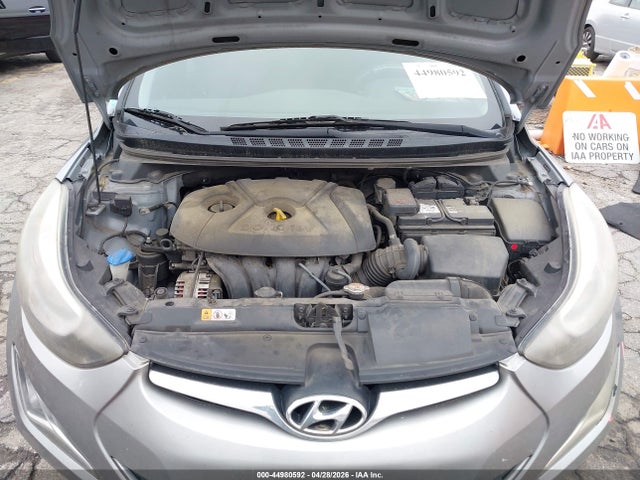 2016 Hyundai Elantra Value Edition მანქანა იყიდება აუქციონზე, vin: 5NPDH4AE8GH794786, აუქციონის ნომერი: 44980592