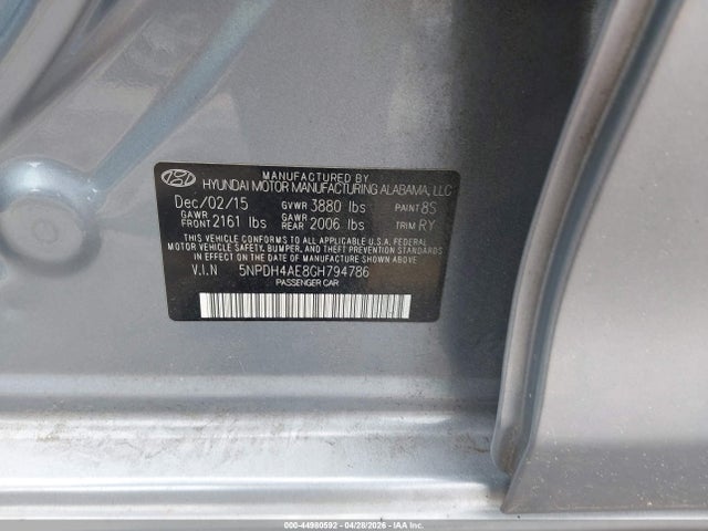 2016 Hyundai Elantra Value Edition მანქანა იყიდება აუქციონზე, vin: 5NPDH4AE8GH794786, აუქციონის ნომერი: 44980592
