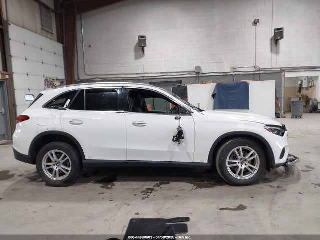 2024 Mercedes-benz Glc 300 4matic Suv მანქანა იყიდება აუქციონზე, vin: W1NKM4HBXRF100720, აუქციონის ნომერი: 44980603