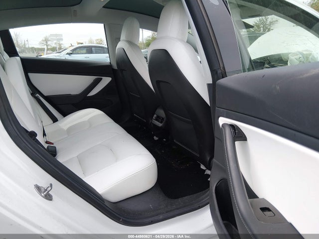 Tesla Model 3 Long Range/performance 2019 5YJ3E1EB4KF195734 Image 8