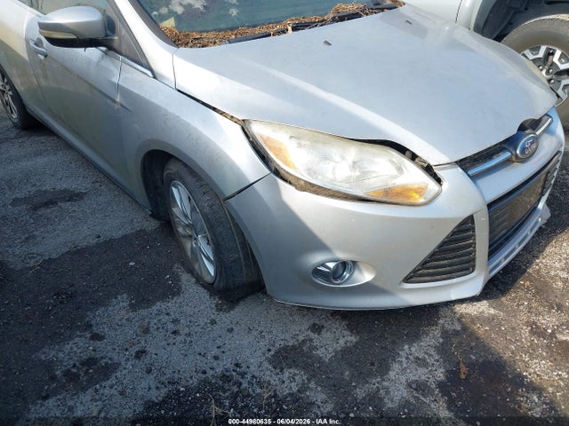 44980635 :رقم المزاد ، 1FAHP3H2XCL437857 vin ، 2012 Ford Focus Sel مزاد بيع