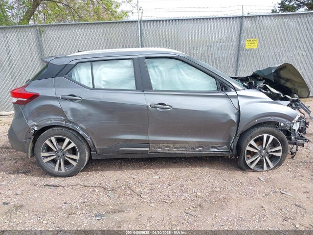 44980638 :رقم المزاد ، 3N1CP5DV1LL489000 vin ، 2020 Nissan Kicks Sr Xtronic Cvt مزاد بيع