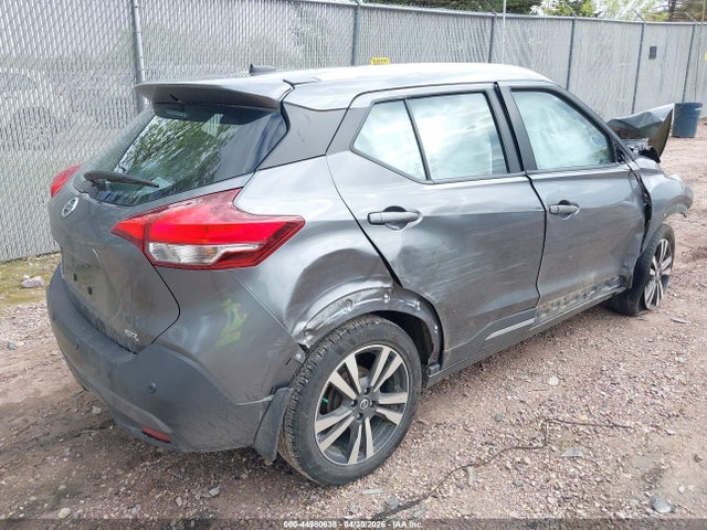 44980638 :رقم المزاد ، 3N1CP5DV1LL489000 vin ، 2020 Nissan Kicks Sr Xtronic Cvt مزاد بيع