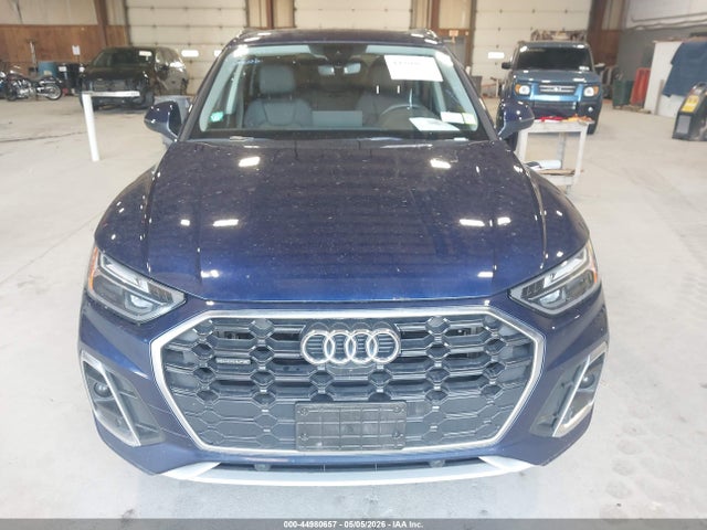 2022 Audi Q5 Premium Plus 45 Tfsi S Line Quattro S Tronic მანქანა იყიდება აუქციონზე, vin: WA1EAAFY7N2062281, აუქციონის ნომერი: 44980657