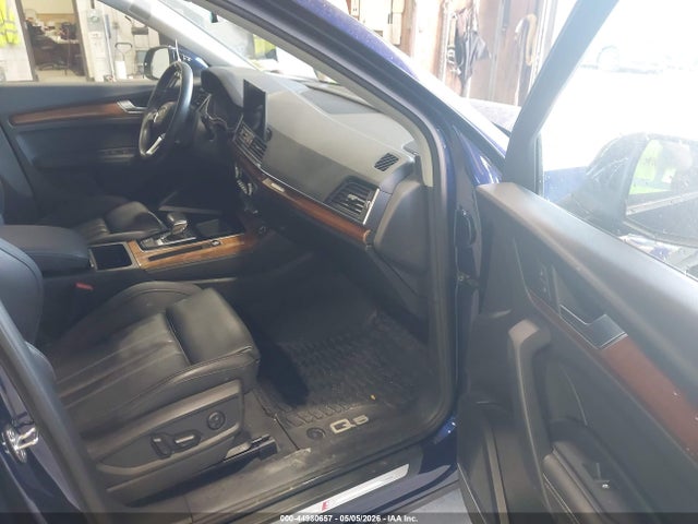 2022 Audi Q5 Premium Plus 45 Tfsi S Line Quattro S Tronic მანქანა იყიდება აუქციონზე, vin: WA1EAAFY7N2062281, აუქციონის ნომერი: 44980657