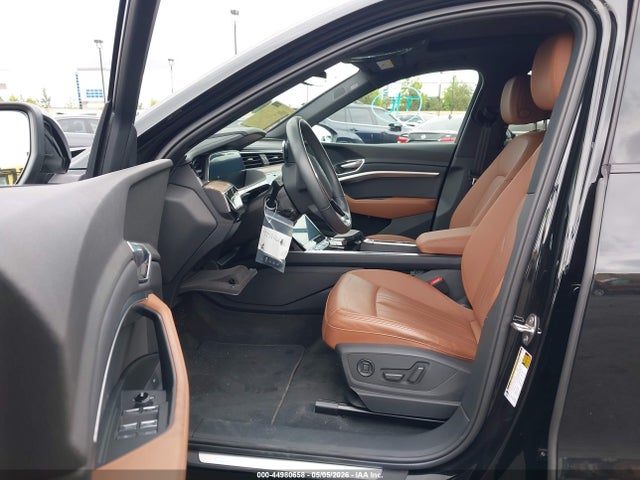 WA1LAAGE0PB004219 Audi E-tron Premium Plus Quattro