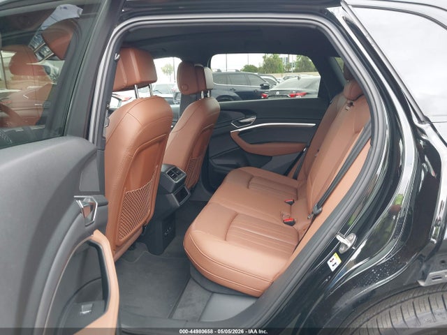 WA1LAAGE0PB004219 Audi E-tron Premium Plus Quattro