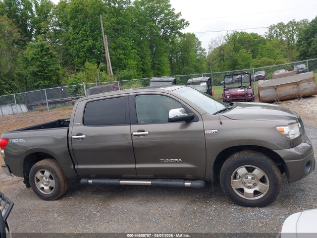 Продажа на аукционе авто 2008 Toyota Tundra Limited 5.7l V8, vin: 5TBDV58128S511322, номер лота: 44980707