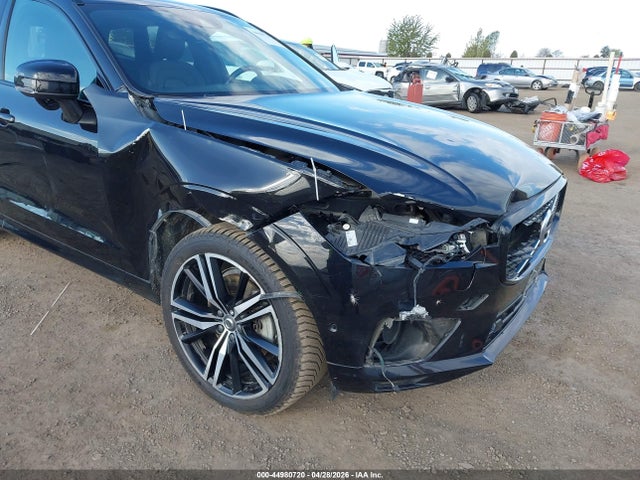 YV4BR0DM6M1684951 Volvo Xc60 Recharge Plug-in Hybrid T8 R-design