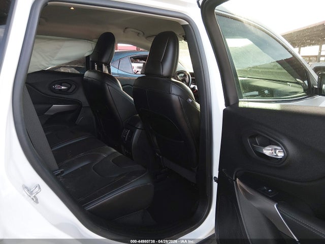 44980738 :رقم المزاد ، 1C4PJMMX0MD174871 vin ، 2021 Jeep Cherokee Latitude Lux 4x4 مزاد بيع