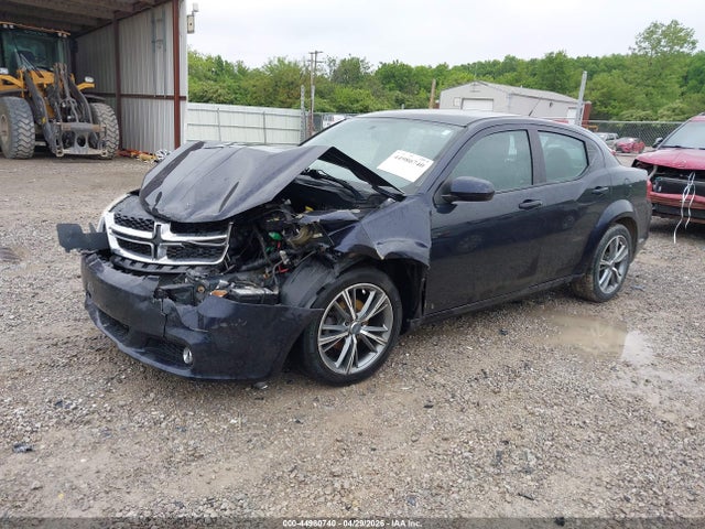 44980740 :رقم المزاد ، 1B3BD2FB7BN506949 vin ، 2011 Dodge Avenger Lux مزاد بيع