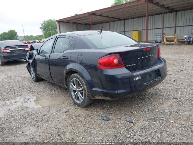 44980740 :رقم المزاد ، 1B3BD2FB7BN506949 vin ، 2011 Dodge Avenger Lux مزاد بيع