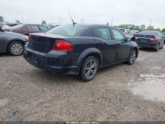 44980740 :رقم المزاد ، 1B3BD2FB7BN506949 vin ، 2011 Dodge Avenger Lux مزاد بيع