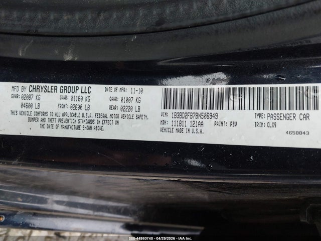 44980740 :رقم المزاد ، 1B3BD2FB7BN506949 vin ، 2011 Dodge Avenger Lux مزاد بيع