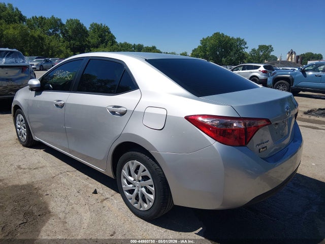 Aukcja sprzedaży 2018 Toyota Corolla Le, vin: 5YFBURHE7JP761813, numer aukcji: 44980750
