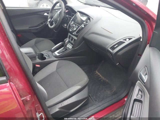 44980756 :رقم المزاد ، 1FADP3K24DL351257 vin ، 2013 Ford Focus Se مزاد بيع