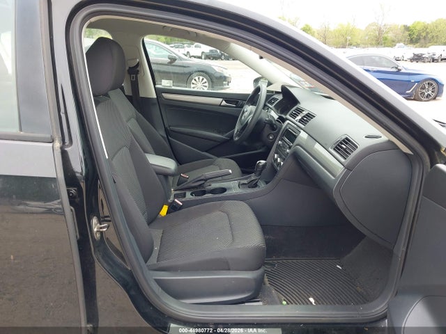 Продаж на аукціоні авто 2012 Volkswagen Passat 2.5l S, vin: 1VWAH7A34CC062628, номер лоту: 44980772