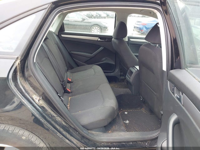 Продаж на аукціоні авто 2012 Volkswagen Passat 2.5l S, vin: 1VWAH7A34CC062628, номер лоту: 44980772