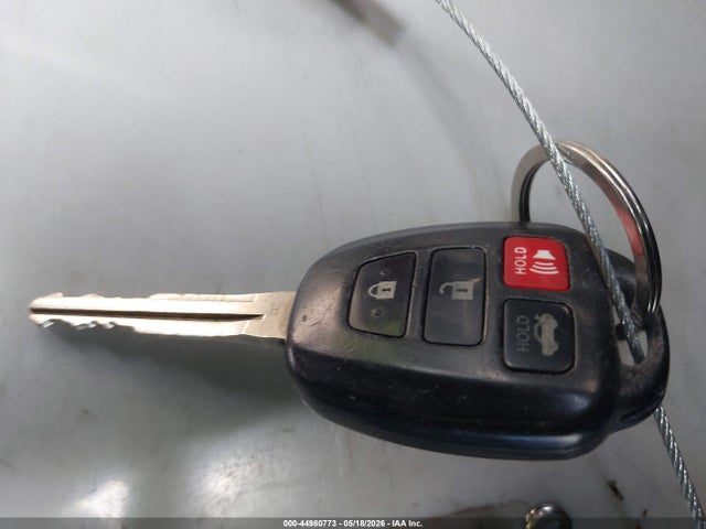 Aukcja sprzedaży 2017 Toyota Corolla Le, vin: 5YFBURHE3HP644627, numer aukcji: 44980773