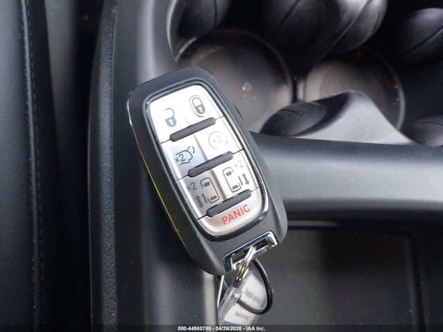2026 Chrysler Pacifica Select მანქანა იყიდება აუქციონზე, vin: 2C4RC1BG8TR225551, აუქციონის ნომერი: 44980785