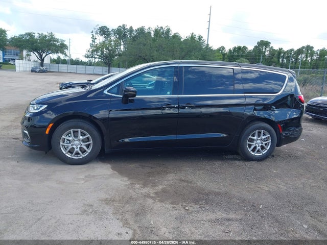 2026 Chrysler Pacifica Select მანქანა იყიდება აუქციონზე, vin: 2C4RC1BG8TR225551, აუქციონის ნომერი: 44980785
